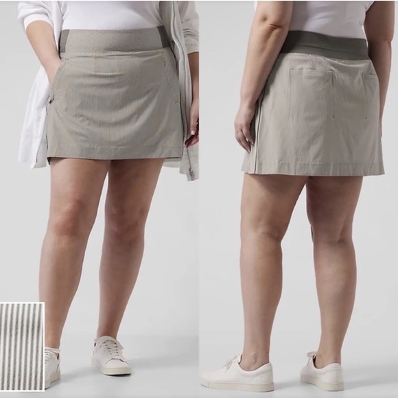 Athleta Shorts Womens 24 Brooklyn Textured Stripe Skort Gray White Activewear - Picture 1 of 12